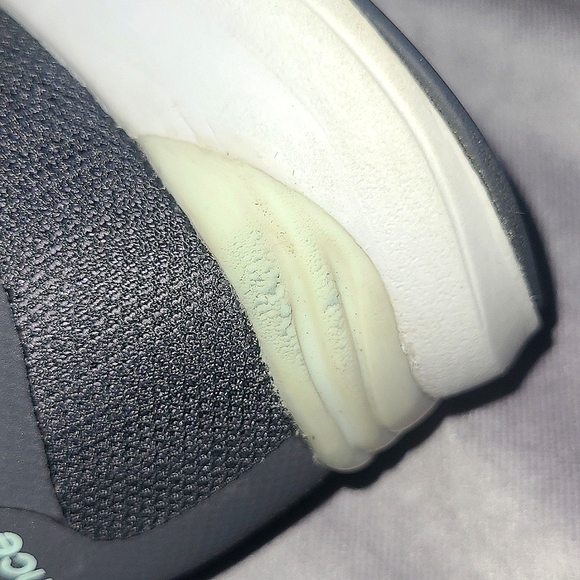 NEW BALANCE 711 V3 Cross Trainer - Picture 10 of 14